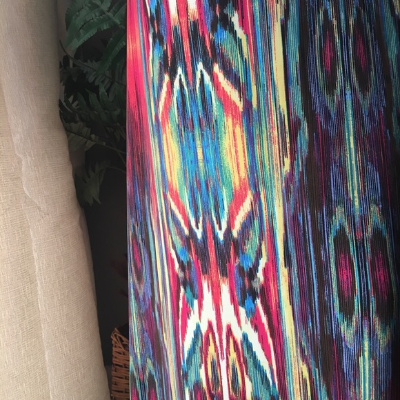 Colorful Sleeveless Maxi Dress w Cross Open Back - Picture 6 of 6
